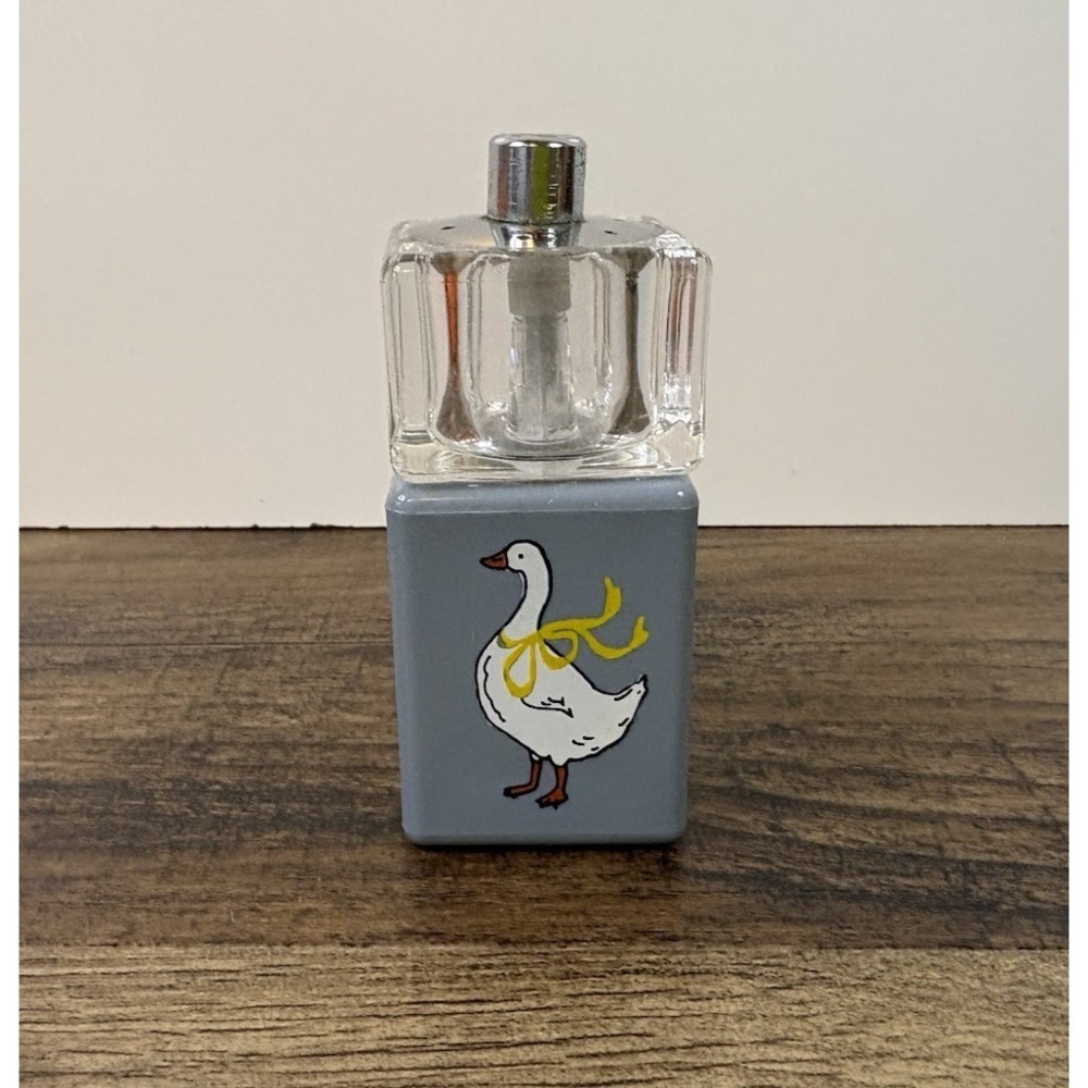Vintage Mr. Dudley Pepper Mill Grinder & Salt Shaker Combo Goose Duck Scarf